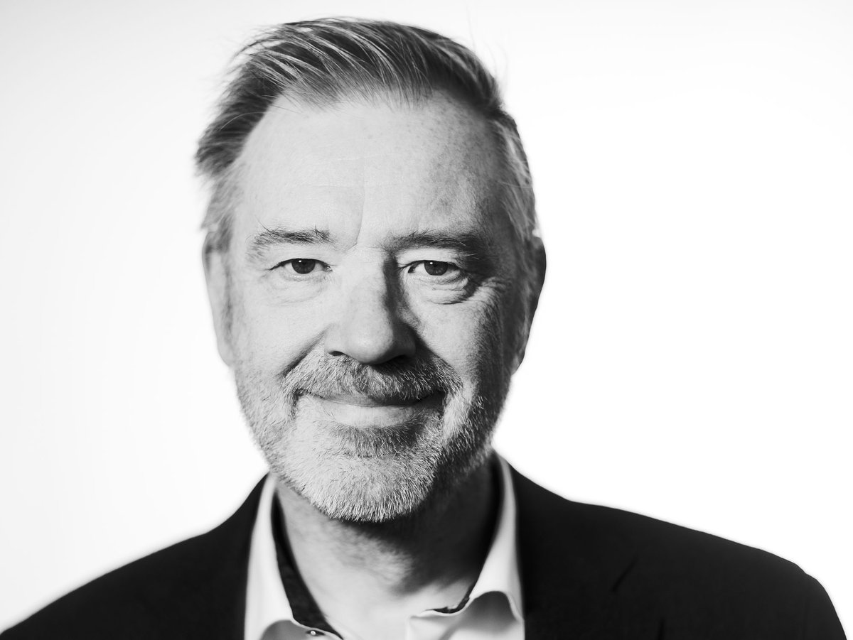 "Kyllä minä mielipiteeni kerron Pekalle ja kerron toimittajillekin ja kerron jopa X:n kautta. Mutta omasta mielestäni en koskaan ole sekaantunut sisältöihin enkä pyrkinyt painostamaan ketään." #journalismi 
🎧 <a href="/VPKangaskorpi/">Vesa-P. Kangaskorpi</a> Paine-podcastissa: open.spotify.com/episode/5dg5Cl…
