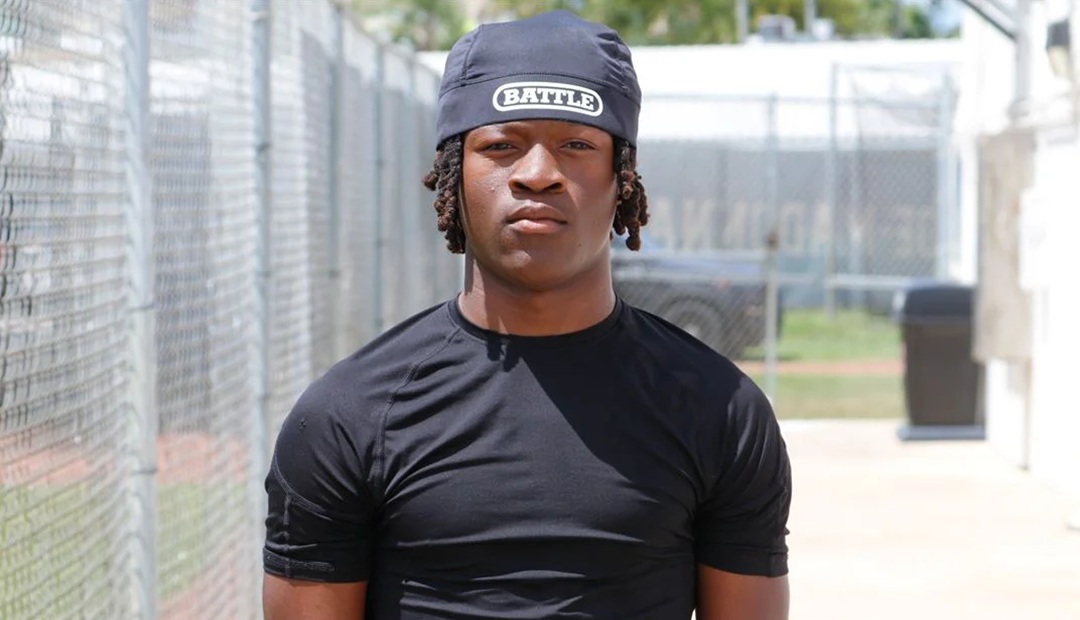 College Coaches Checking Out Miami-Dade/Broward 2028 Prospects. larryblustein.com/news/college-c… <a href="/AmirSears21/">A’mir Sears</a> <a href="/baltazar_j84988/">jaden baltazar</a> <a href="/brittonbayag/">Britton Bayag</a> <a href="/PRIMETIME_AB17/">Alexander Beltran</a> <a href="/Dameon8/">Coach Jones.</a> <a href="/Nadeboyz/">Chaminade-Madonna Football</a> <a href="/coach_aaron_89/">Aaron 🎭⏳⚃⚄⚅</a> <a href="/TrueNorthFootb1/">TrueNorth Titans FB</a> <a href="/4redzone/">Coach Luis Rodriguez / True North Titans</a> <a href="/ChanavisC28/">Chanavis Chance Jr</a> <a href="/HBFATHLETES/">Darel Strong ΩΨΦ</a> <a href="/PHSColonelsFB/">Plantation Football</a> <a href="/kobeconway8/">Kobe Conway</a>