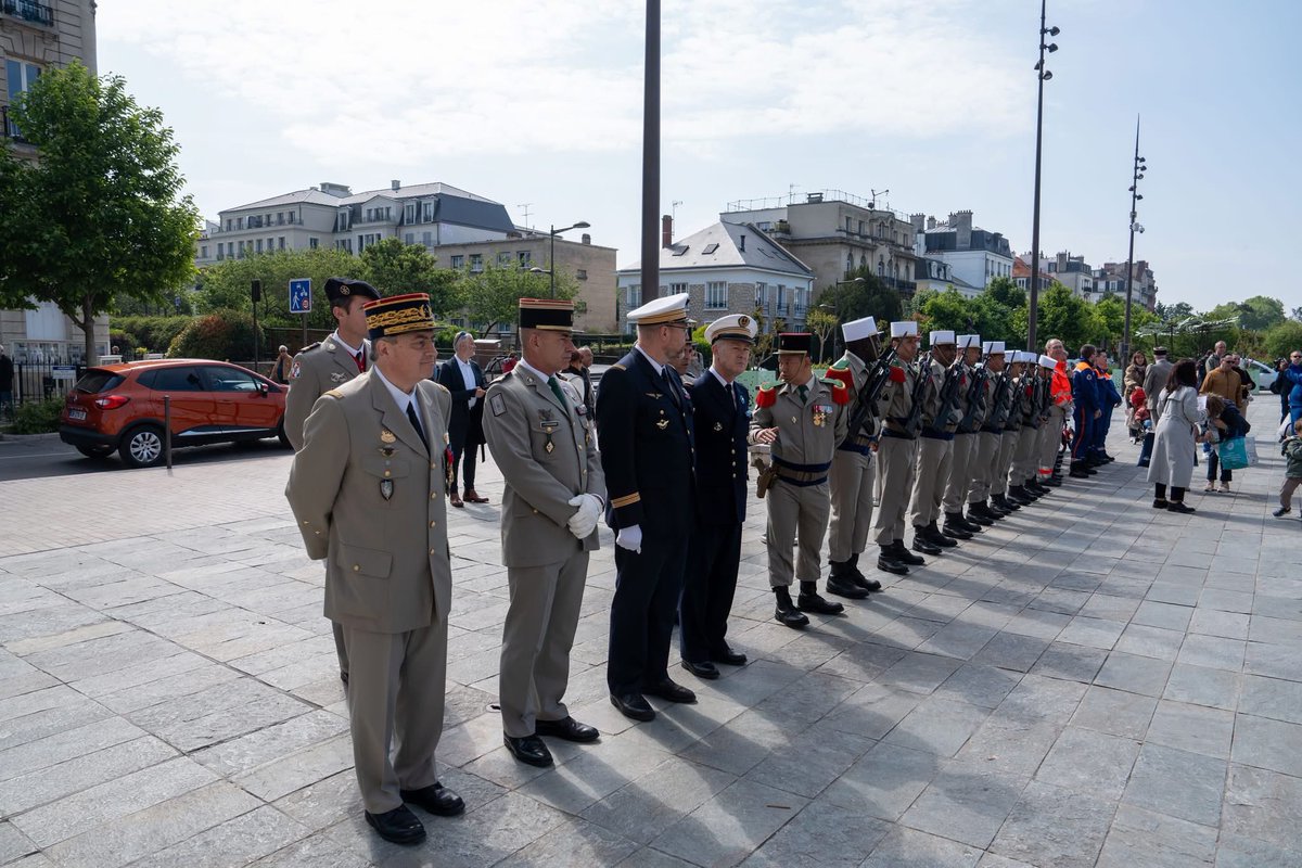 Chef de corps du GRLE tweet media