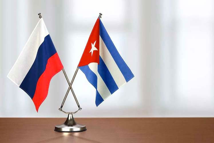 Meyvis Estevez Echevarría (@meyvisesteveze) on Twitter photo Como dijo <a href="/DiazCanelB/">Miguel Díaz-Canel Bermúdez</a> "nuestra amistad ha superado la prueba del tiempo y las circunstancias internacionales más complejas y diversas".
Celebremos con hondura los 65 años de las relaciones #Cuba y #Rusia, dos países que miran con firmeza y determinación hacia el futuro. Como dijo <a href="/DiazCanelB/">Miguel Díaz-Canel Bermúdez</a> "nuestra amistad ha superado la prueba del tiempo y las circunstancias internacionales más complejas y diversas".
Celebremos con hondura los 65 años de las relaciones #Cuba y #Rusia, dos países que miran con firmeza y determinación hacia el futuro.