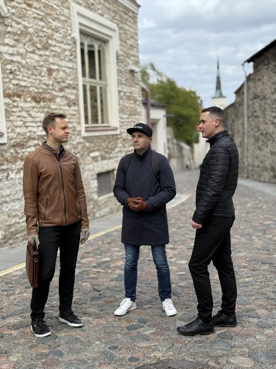 jaanpriorityp's tweet image. I had the pleasure of spending a memorable day with our valued partner, @alexodysglobal from @odysglobal  in celebration of Odys’ 8th anniversary. To commemorate the occasion, a special documentary was filmed highlighting this significant milestone. They were joined by Timo…