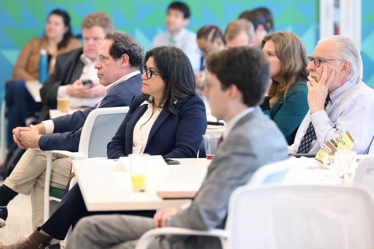 USAccelerate's tweet image. Now loading⏳… the next set of tools in the State and Local Housing Action Plan! The National Housing Crisis Task Force recently gathered in @CityofCleveland to explore more innovative solutions to the housing crisis.