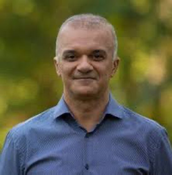 Carlos Arce. Traidor. Votó en contra de Ficha limpia. No olvidar!