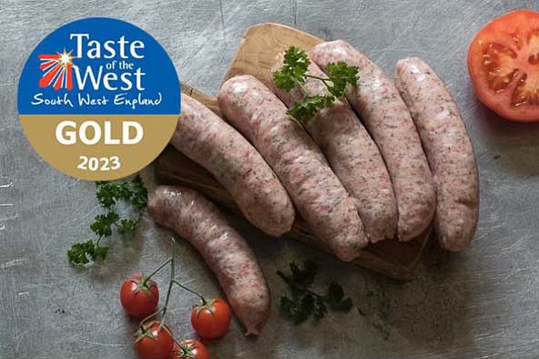 All Your Favourites 🍽️We’ve got all the best sausages for your barbecues. All our sausages are made with free-range Fossil Farm Duroc Cross pork, resulting in incredibly succulent and delicious sausages. Get yours in the shop or order online 😋