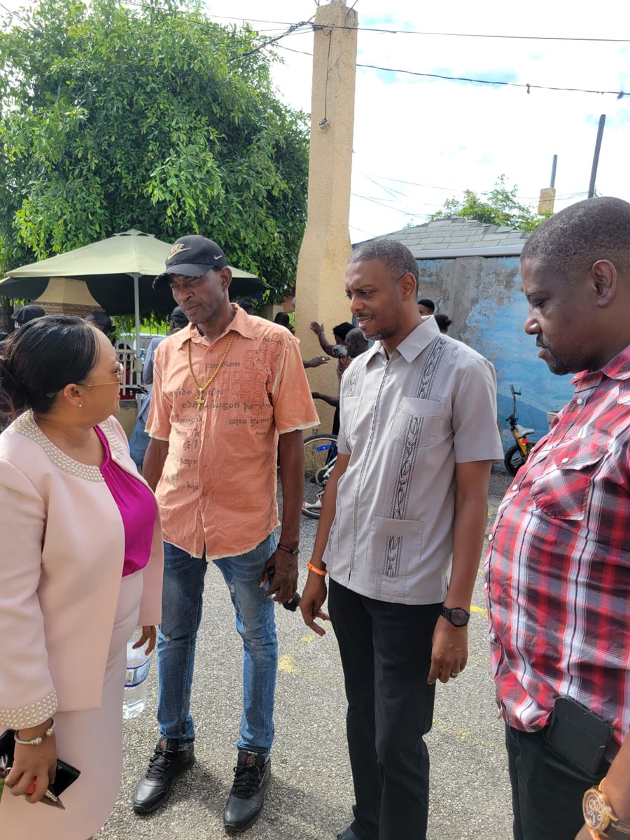 Dwayne Vaz tweet media