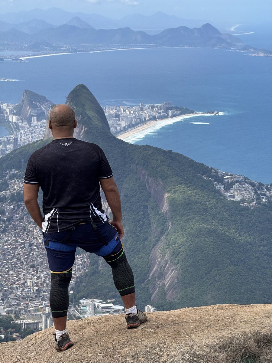 Iamceara's tweet photo. Experiências no Rio nem só  de baladas vive um gay...

#LGBTCommunity #singlegay #braziliansingle https://t.co/zeASqyaAJA