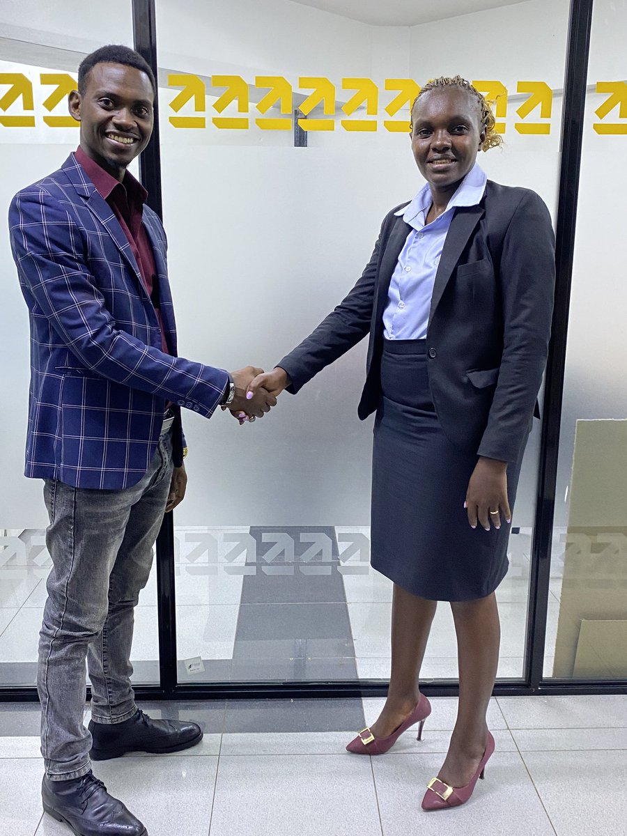 Hon_JohnKamau's tweet image. Today I had the pleasure of Meeting the Incoming Women Rep Meru County, Hon @gakii_patricia . We Agree that #NGA is the way to go for all upcoming political Leaders