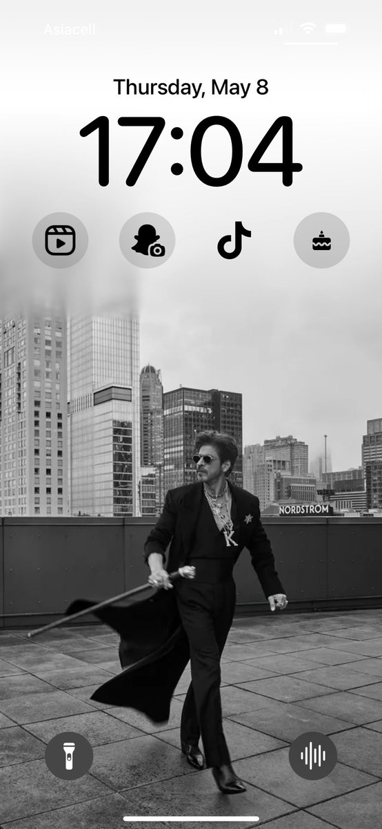 asmasun01's tweet photo. Guys letβs see your wallpaper π₯΅ https://t.co/lNnHFXofSG