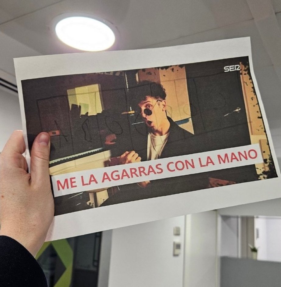 hoy más que ayer, pero menos que mañana

mis bendisiones <a href="/HectordeComer/">HectordeComer</a>