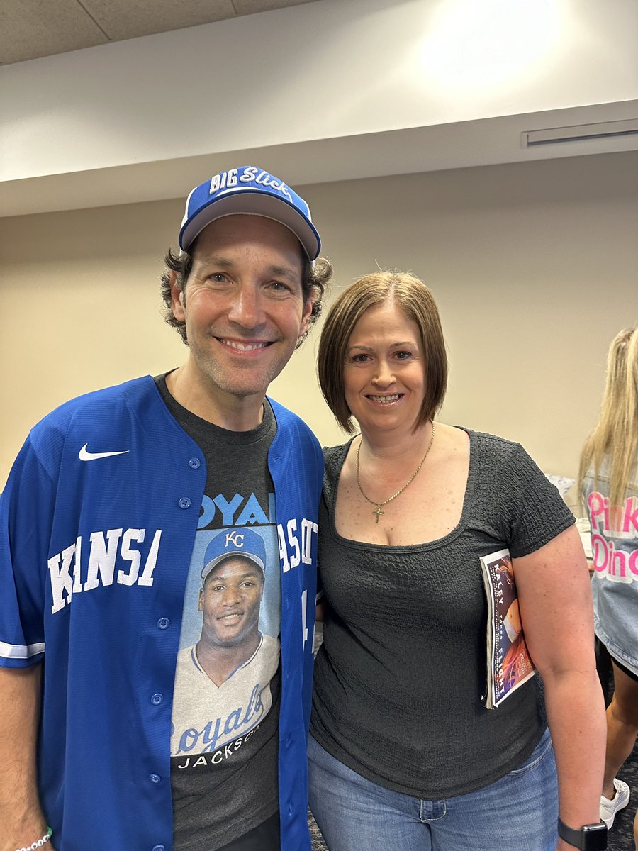 malljunkie's tweet photo. I can’t wait for this fabulous weekend to have best time and get to see these great people again who are part of such a great charity and organization!
So excited!❤️❤️❤️❤️
@BigSlickKC #heidigardner #paulrudd #robriggle #ericstonestreet
#jasonsudeikis https://t.co/lcohDrqhpk