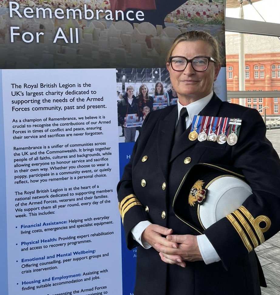 HMS Cambria (@hmscambria) on Twitter photo Commanding Officer, Commander Carolyn Jones and HMS Cambria personnel honoured to participate in #VE80 events and pay tribute to the bravery and sacrifice of our WW2 veterans. <a href="/RNReserve/">Royal Naval Reserve</a> <a href="/RNinWales/">Royal Navy in Wales Cymru</a> <a href="/RFCAforWales/">RFCA for Wales</a> Commanding Officer, Commander Carolyn Jones and HMS Cambria personnel honoured to participate in #VE80 events and pay tribute to the bravery and sacrifice of our WW2 veterans. <a href="/RNReserve/">Royal Naval Reserve</a> <a href="/RNinWales/">Royal Navy in Wales Cymru</a> <a href="/RFCAforWales/">RFCA for Wales</a>