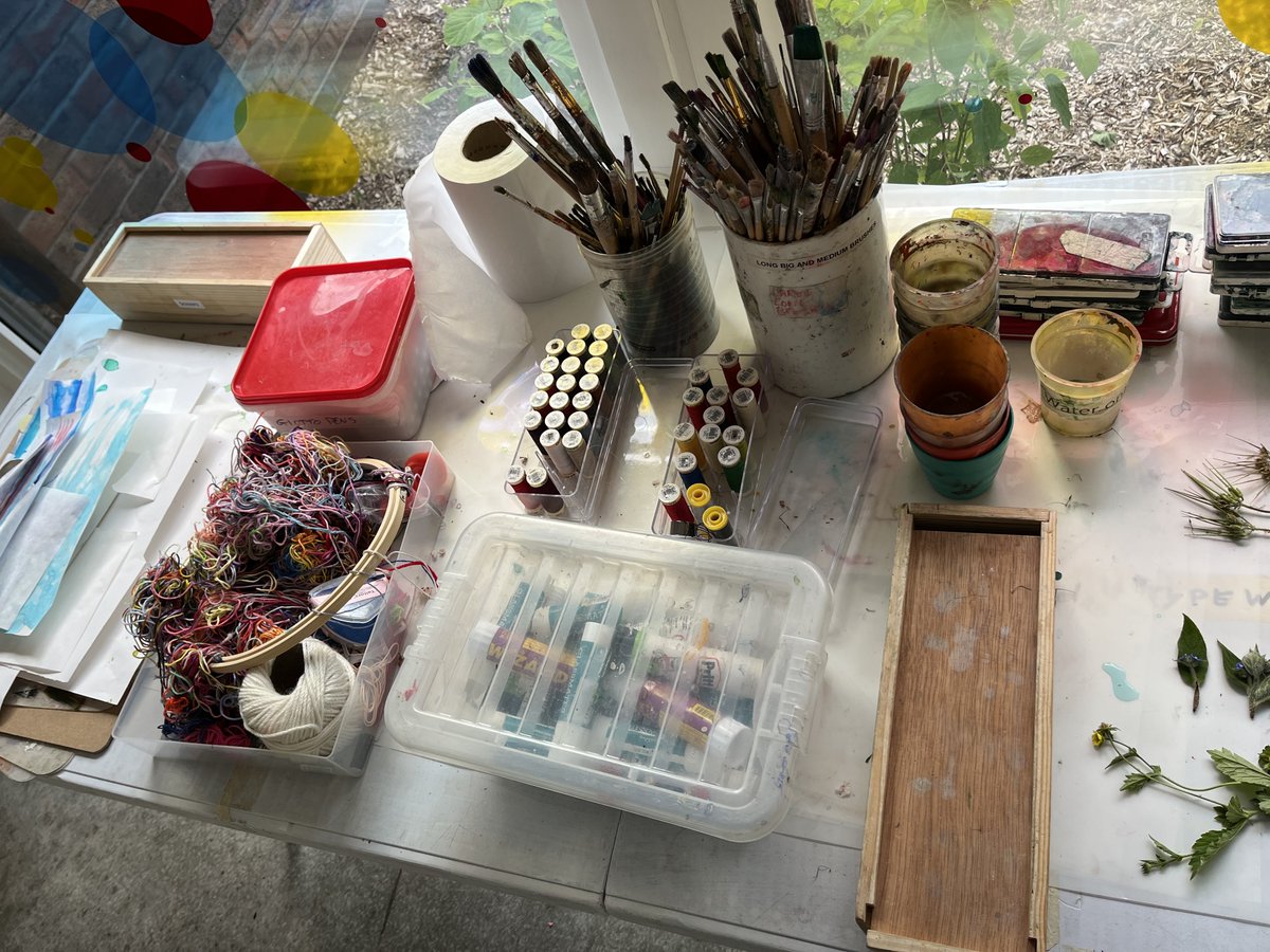 Free gallery tour and amulet making workshop on SAT 24 May 11am - 12.15pm for kids (7-15) and families. Inspired by the themes in the 'Alaria', attendees will get to create personal talismans using natural materials &amp; sculpture techniques. 
Book: eventbrite.co.uk/e/135701554301…