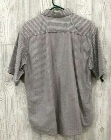 mavess301's tweet image. Third Ward Warehouse Milwaukee Mens Casual Brown Striped Button Down Shirt #thirdwardMilwaukee #casual #buttondown #mensfashion #oneofakind #rare 
ebay.com/itm/2267411164…