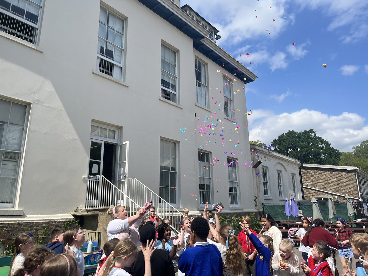 St Peter's Junior School tweet media