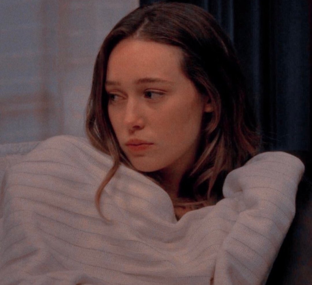 Debnam-Carey Files (@alyciafiles) on Twitter photo 