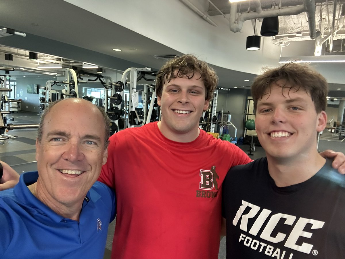 Steve Leisz (@coachleisz) on Twitter photo Always Love to see Alum back in the weight room getting work done and getting caught up on life. Billy Wheless <a href="/BrownU_Football/">Brown Bears Football</a> <a href="/cullen_witt/">Cullen Witt</a> <a href="/RiceFootball/">Rice Football</a>
#KnightsStandOut
<a href="/EHSSports/">EHS Sports</a> Always Love to see Alum back in the weight room getting work done and getting caught up on life. Billy Wheless <a href="/BrownU_Football/">Brown Bears Football</a> <a href="/cullen_witt/">Cullen Witt</a> <a href="/RiceFootball/">Rice Football</a>
#KnightsStandOut
<a href="/EHSSports/">EHS Sports</a>