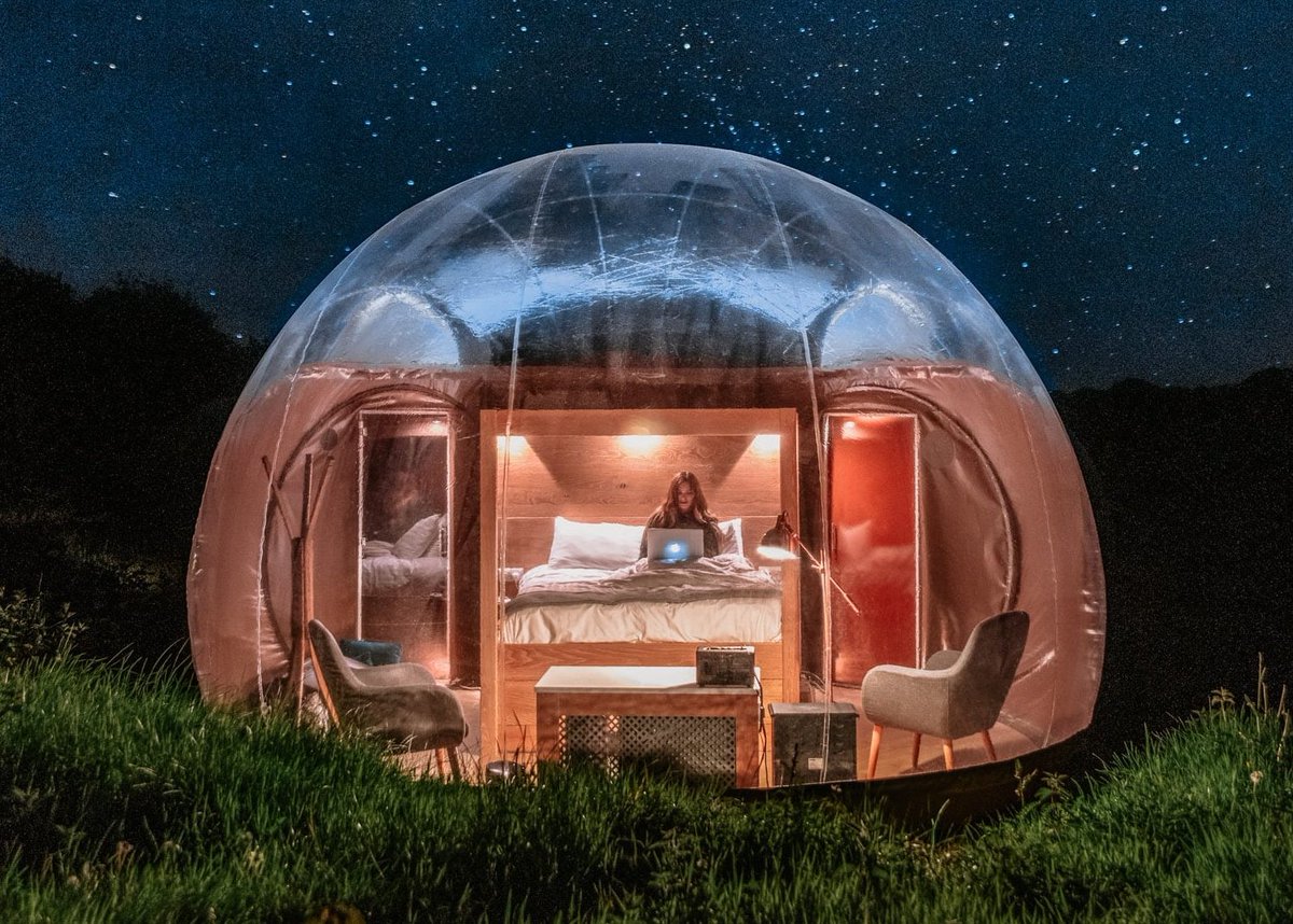 ¿Alguna vez has dormido bajo las estrellas en burbujas? 

De la mano de Skububble os traemos una experiencia única 

Te lo contamos en #turismodeestrellas 👇🏼👇🏼 
turismodeestrellas.com/noticias/desti… 

#glamping #dormirbajolasestrellas #skybubble #astroturismo