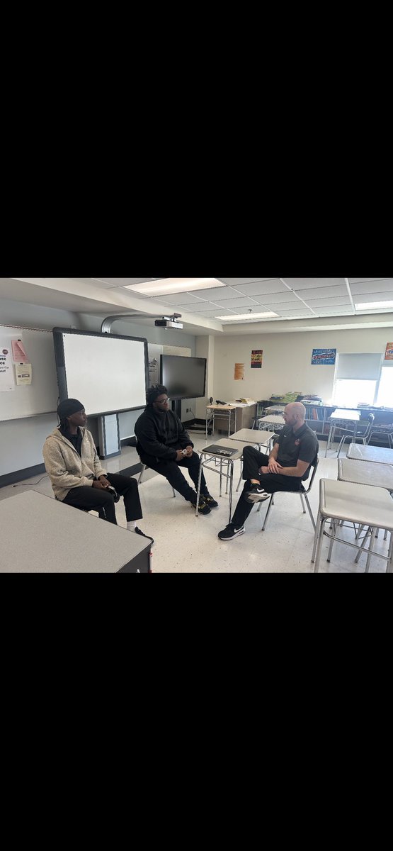 Mckinley Football (@mckinleymacksfb) on Twitter photo Special thanks to <a href="/CoachCrandall/">Eric Crandall</a> for coming to McKinley and speaking with our student athletes.
#MckinleyFootball Special thanks to <a href="/CoachCrandall/">Eric Crandall</a> for coming to McKinley and speaking with our student athletes.
#MckinleyFootball
