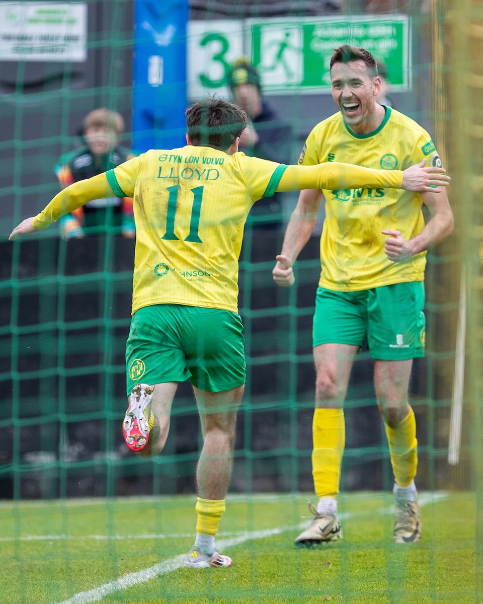 This duo 🔥

<a href="/louislloyddd2/">Louis Lloyd</a> 🤝 <a href="/AdamDavies9/">Adam Davies</a> 

<a href="/CaernarfonTown/">CPD Tref Caernarfon Town FC</a> | #JDCymruPremier