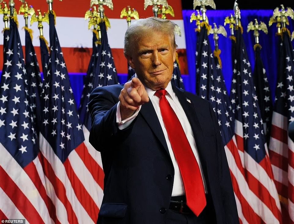 🚨 JUST IN: President Trump declares, “The golden age of America is coming!” 🇺🇸✨ #Trump #GoldenAge #USA