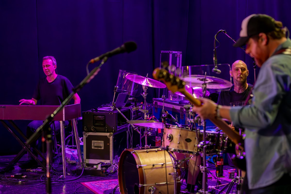 TheFratellis's tweet image. Soon 👀

📸 @thejoeeley