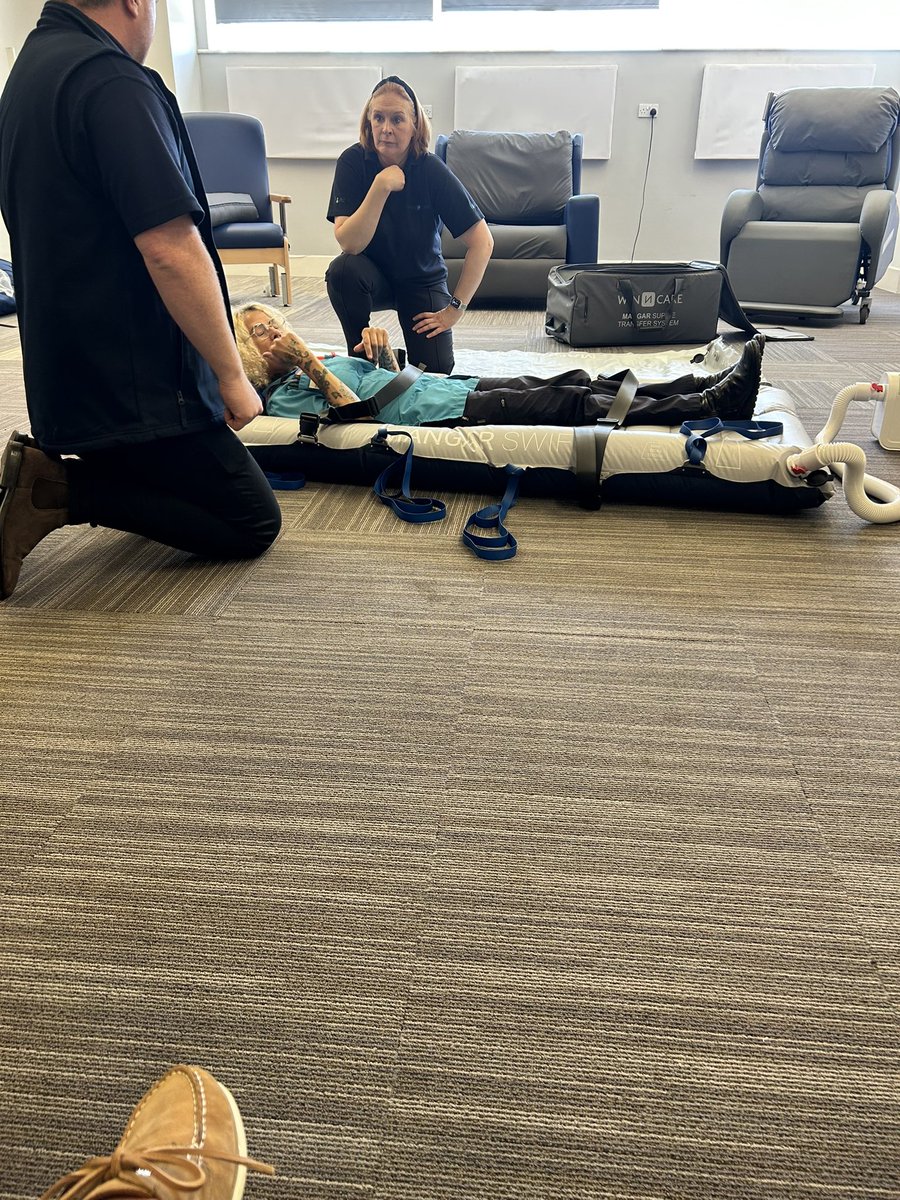 JPUHTherapies's tweet photo. This morning was spent with Five Mobility for specialist bariatric manual handling training. We explored effective manual handling techniques and the most appropriate equipment to use to support our high BMI patients and prevent MSK work related injuries. https://t.co/zFTq0sVNeZ