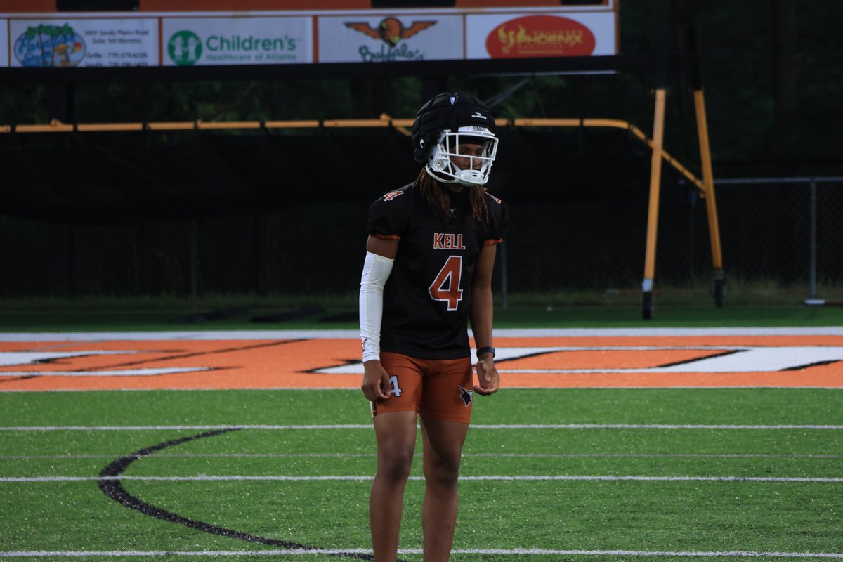 Najeh Wilkins (@najehwilk) on Twitter photo Observation 3: Arizona State CB commit Jalen Williams has turned himself into a top cornerback in the state. Wiliams has good footwork and is technically sound. Always in phase with the receiver and makes plays on the ball. In store for a huge senior season.
<a href="/HallTechSports1/">Hall-Tech Sports</a> Observation 3: Arizona State CB commit Jalen Williams has turned himself into a top cornerback in the state. Wiliams has good footwork and is technically sound. Always in phase with the receiver and makes plays on the ball. In store for a huge senior season.
<a href="/HallTechSports1/">Hall-Tech Sports</a>