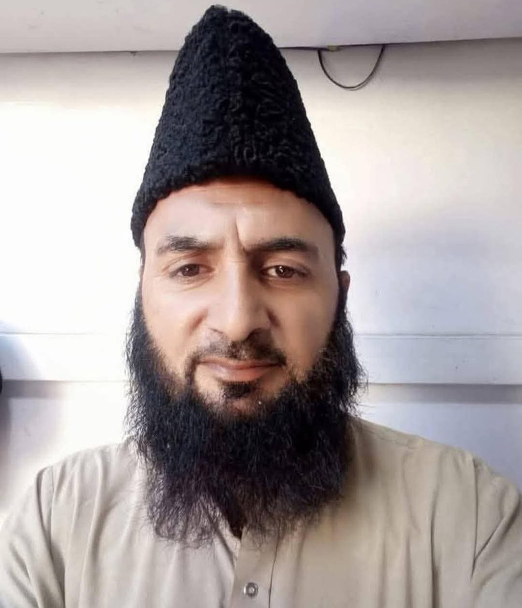 subhan_bhatt's tweet photo. Absolutely Pathetic and Shameful 
@News18India @ZeeNews 
He was Indian Citizen Qari Mohd Iqbal resident of Village Baila Tehsil Mandi District Poonch J&amp;K. He was martyred yesterday by pakistan army shelling. https://t.co/fkC9gpmPGo