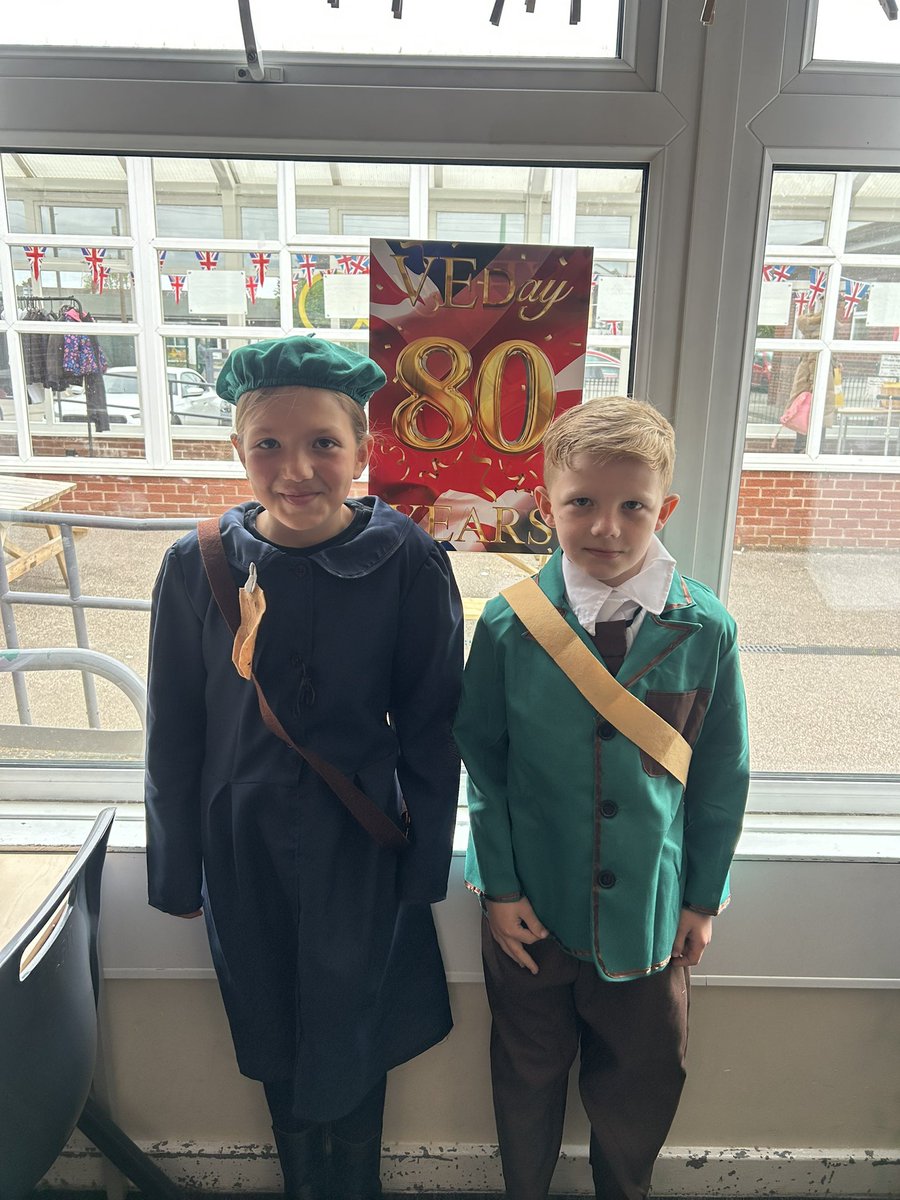 Year4SDLA's tweet image. A fantastic day celebrating all things VE for the 80th celebration 🎉 

@ExceedLP @SDLPrimary