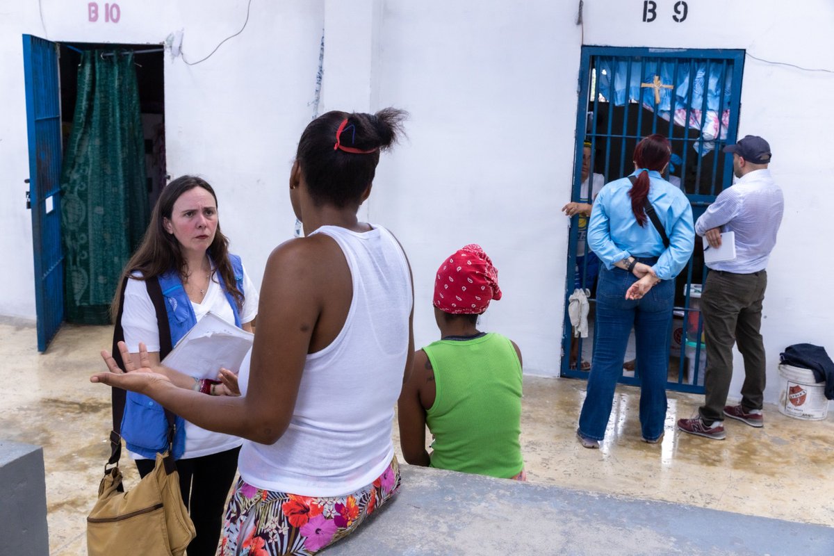 MinGobPma's tweet image. Recibimos a la misión técnica de @opsomspanama y junto al @MINSAPma recorrimos centros penitenciarios en Panamá y Colón. Trabajamos en una hoja de ruta centrada en mejorar la salud penitenciaria y atender las necesidades reales del sistema.