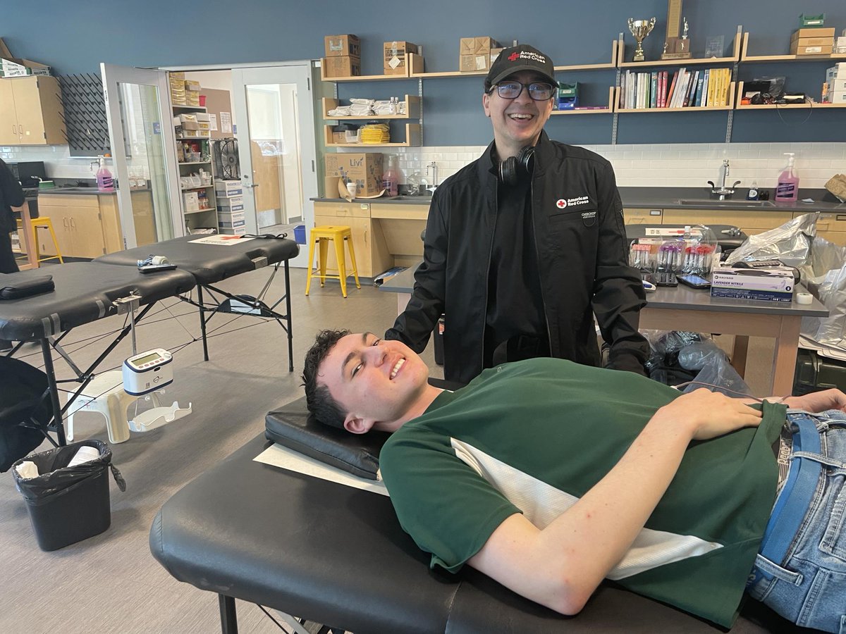 Red Cross Club hosts blood drive thecypressonline.com/57586/coverage…