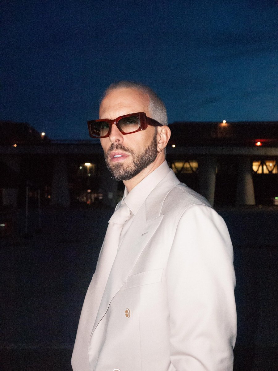 SPIRITO LIBERO OUT NOW 🎺

island.lnk.to/SpiritoLibero