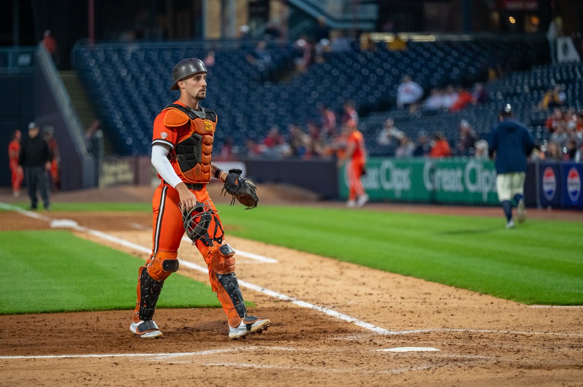 𝙂𝙖𝙧𝙧𝙚𝙩𝙩 𝙒𝙧𝙞𝙜𝙝𝙩: 𝙉𝙖𝙩𝙞𝙤𝙣𝙖𝙡 𝙍𝙖𝙣𝙠𝙞𝙣𝙜𝙨

⚾️.427 Batting Average, #1 Catcher, Only Catcher in Top 39
⚾️.536 OBP, #1 Catcher, 1 of 2 in Top 97
⚾️1.59 Hits Per Game, #2 Catcher, 1 of 3 in Top 100
⚾️Only Catcher in Top 100 for All 3, 1 of 2 in Top 150

#AyZiggy
