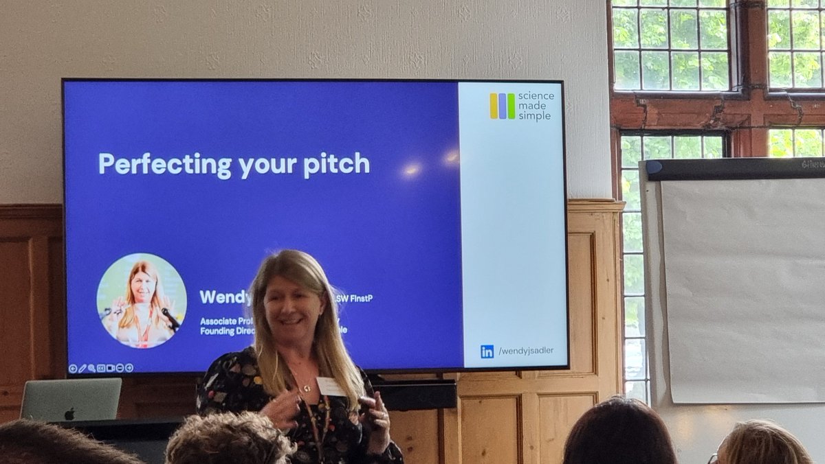 welshcrucible's tweet image. We are thrilled to welcome Wendy Sadler @ScienceMade to give us some top tips on presenting your work #cruciblecymru #crucible25