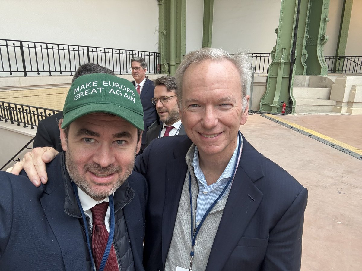 Always inspiring to meet <a href="/ericschmidt/">Eric Schmidt</a> !