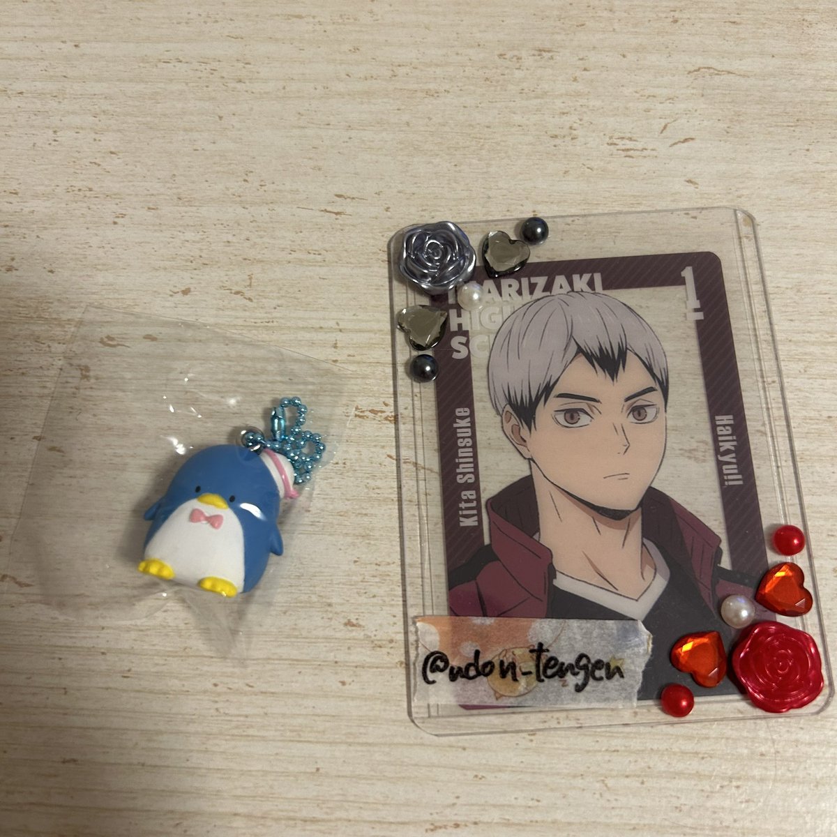 【交換】サンリオ　めじるしアクセサリー
サンリオキャラクターズマスコット&amp;グミ
ガチャガチャ

譲)たあ坊、なおみ、チャム、タキシードサム
　　
求)ハンギョドン

郵送交換希望。難しいかと思いますが、ご検討よろしくお願い致します。