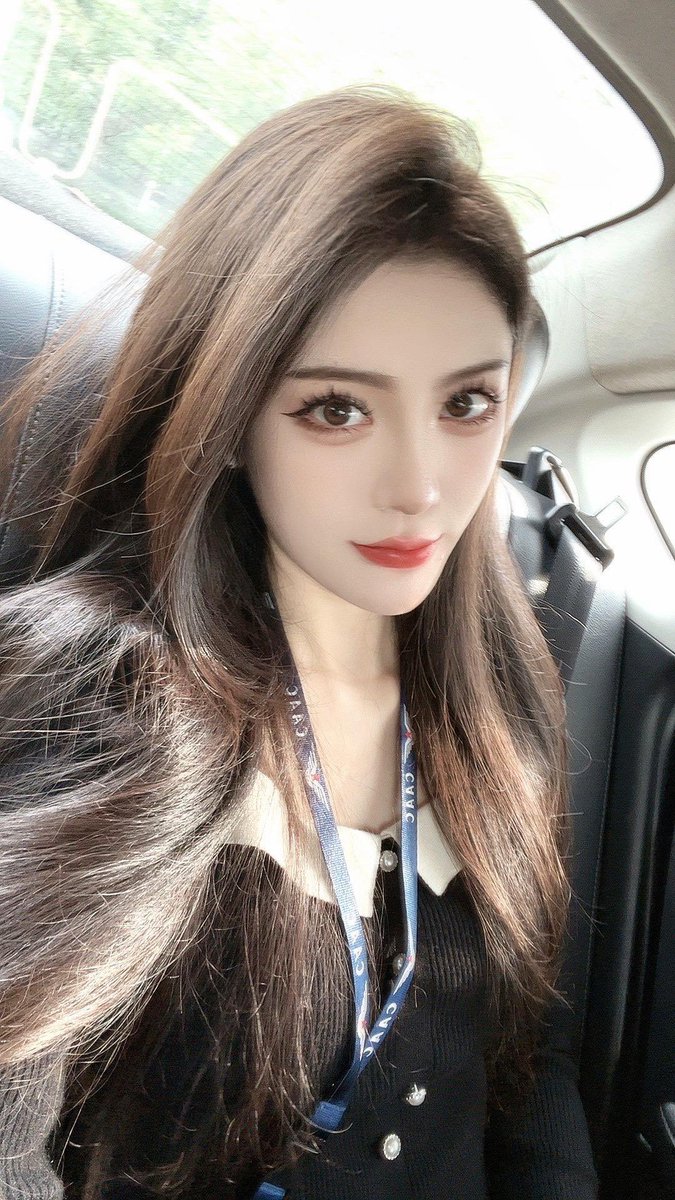 Tangtang588's tweet photo. 眼里进东西了，你看里面有我喜欢的人。 https://t.co/NlVh1XxNHf