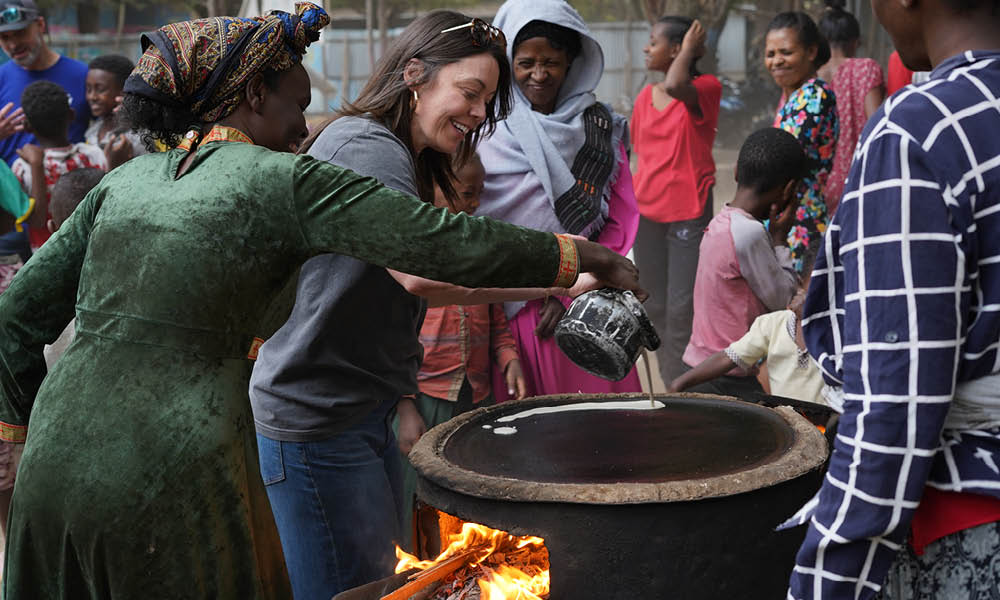 PedernalesCoop's tweet photo. The #CrewinBlue is making a difference overseas. For more than a decade, #PEC Vegetation Maintenance Manager Ryan Krause and his wife, Britany, have traveled to Ethiopia, working to empower children and families through community-driven, income-generating projects. Read more: https://t.co/6UihrohRnI