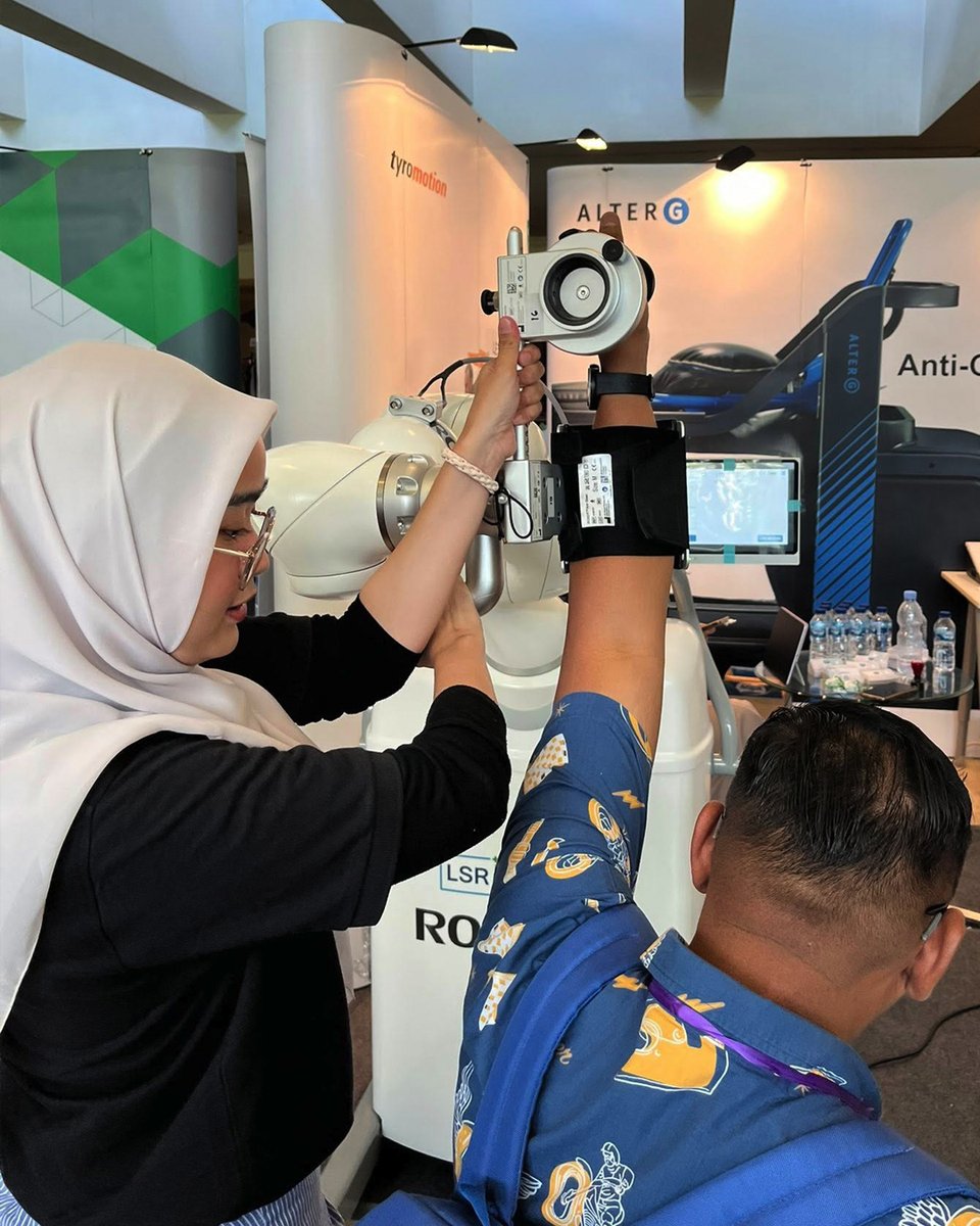 ROBERT® was met with strong interest at the PIR PERDOSRI East Java 2025 event, where our trusted sales partner in Indonesia, EnamWarna, showcased its rehabilitation capabilities to healthcare professionals. 🇮🇩