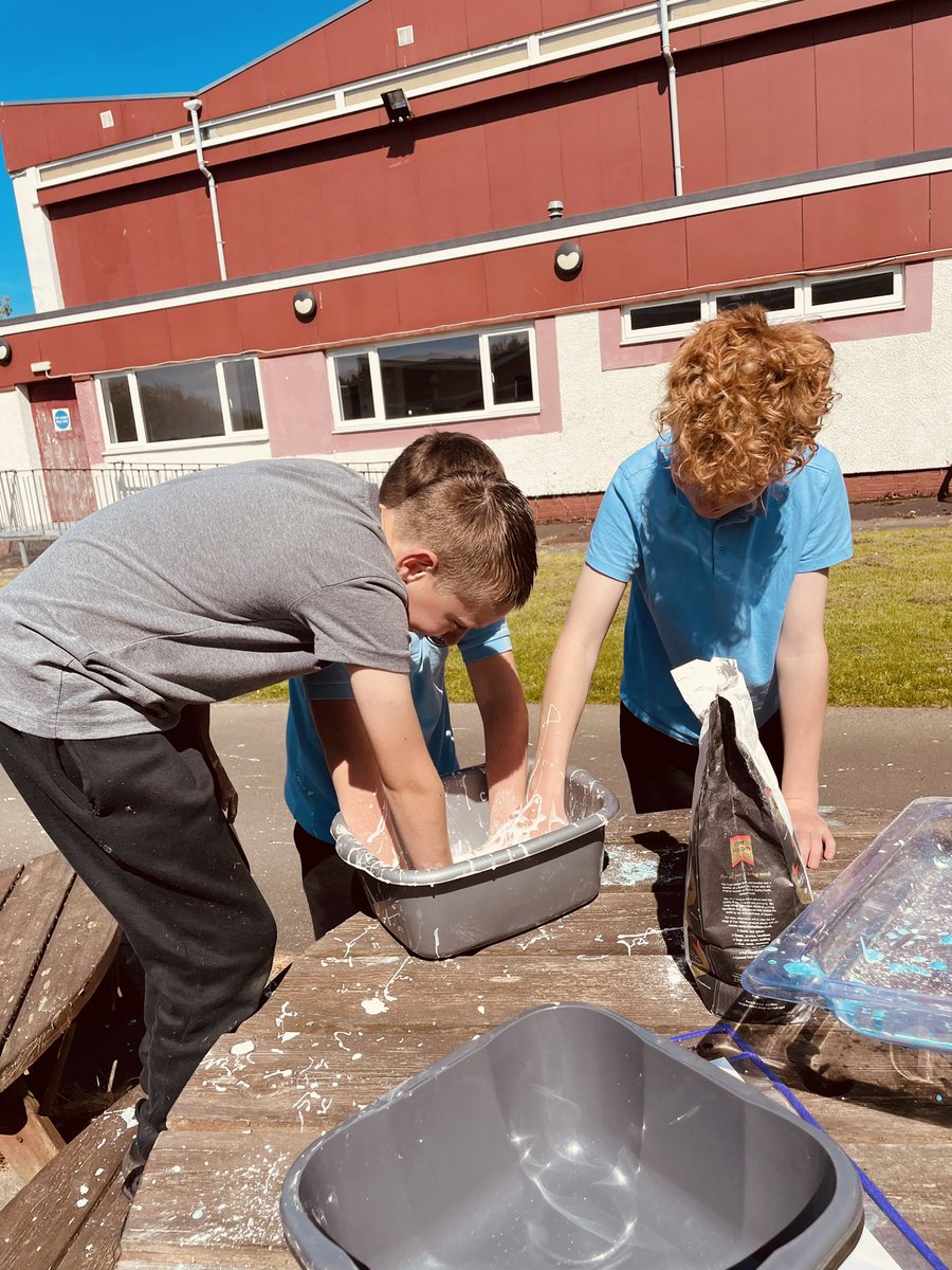 AddiewellPS's tweet image. Our Young STEM Leaders had a very messy time trying out some activities for Primary 1 - thank goodness for the sunshine so we could take our science outside!