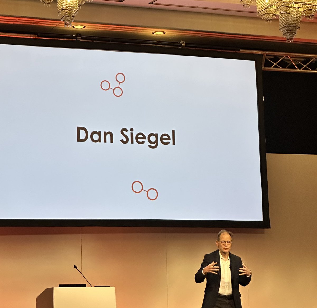 Heather Munro (@heathermunro8) on Twitter photo It is time 😃 <a href="/DrDanSiegel/">Daniel J. Siegel</a> takes the stage #TheBiologyOfBelonging for our final keynote speaker ‘the mind is something that lives between us’. <a href="/TIGERS_UK/">Tigers Group</a> #beingpresentasaparent It is time 😃 <a href="/DrDanSiegel/">Daniel J. Siegel</a> takes the stage #TheBiologyOfBelonging for our final keynote speaker ‘the mind is something that lives between us’. <a href="/TIGERS_UK/">Tigers Group</a> #beingpresentasaparent