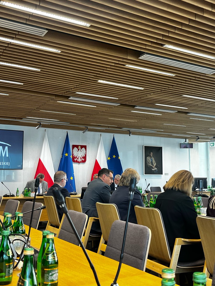 Fundacja Alivia (@fundacja_alivia) on Twitter photo Dziś bierzemy udział w posiedzeniu Podkomisji Stałej ds. Onkologii.
Słyszymy od <a href="/KKorbinski/">Konrad Korbinski</a> że, w tym roku wejdą w życie przepisy dotyczące e-DILO. Czekamy na finalną, technicznie gotową wersję karty, by możliwe było jednoczesne wdrożenie wskaźników opieki onkologicznej. Dziś bierzemy udział w posiedzeniu Podkomisji Stałej ds. Onkologii.
Słyszymy od <a href="/KKorbinski/">Konrad Korbinski</a> że, w tym roku wejdą w życie przepisy dotyczące e-DILO. Czekamy na finalną, technicznie gotową wersję karty, by możliwe było jednoczesne wdrożenie wskaźników opieki onkologicznej.