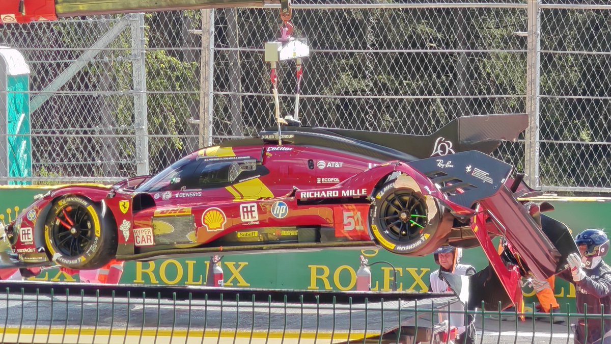 Ouch. The #51 Ferrari has a big incident at the top of Raidillon 💥

Giovinazzi out of the car and walking around.

📸 Bert1912 + Velonerd | #WEC #6HSpa