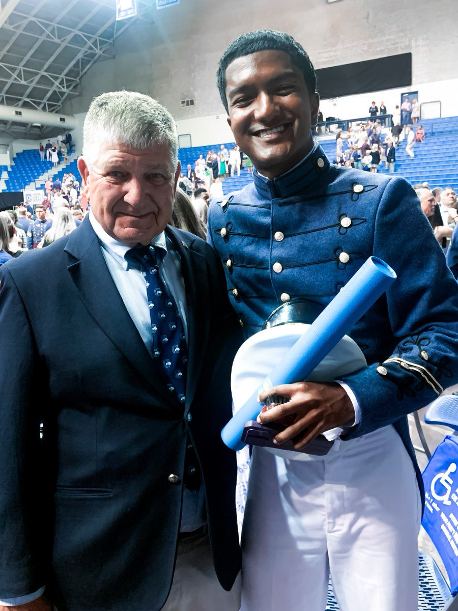 Congrats to Sid Rajagopalan on graduating Cum Laude from the Baker School of Business with a B.S. in Business Administraton - Management this past weekend.

#HonorDutyRespect