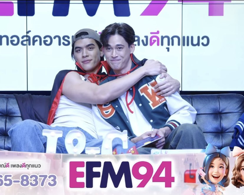 077Etincelle's tweet photo. JossGawin hug 🥺🥺

EFM LIVE X JOSSGAWIN

#JossGawinxFANDOMLIVE
#JossGawin #จอสกวิน https://t.co/m7JrrZ0VZe
