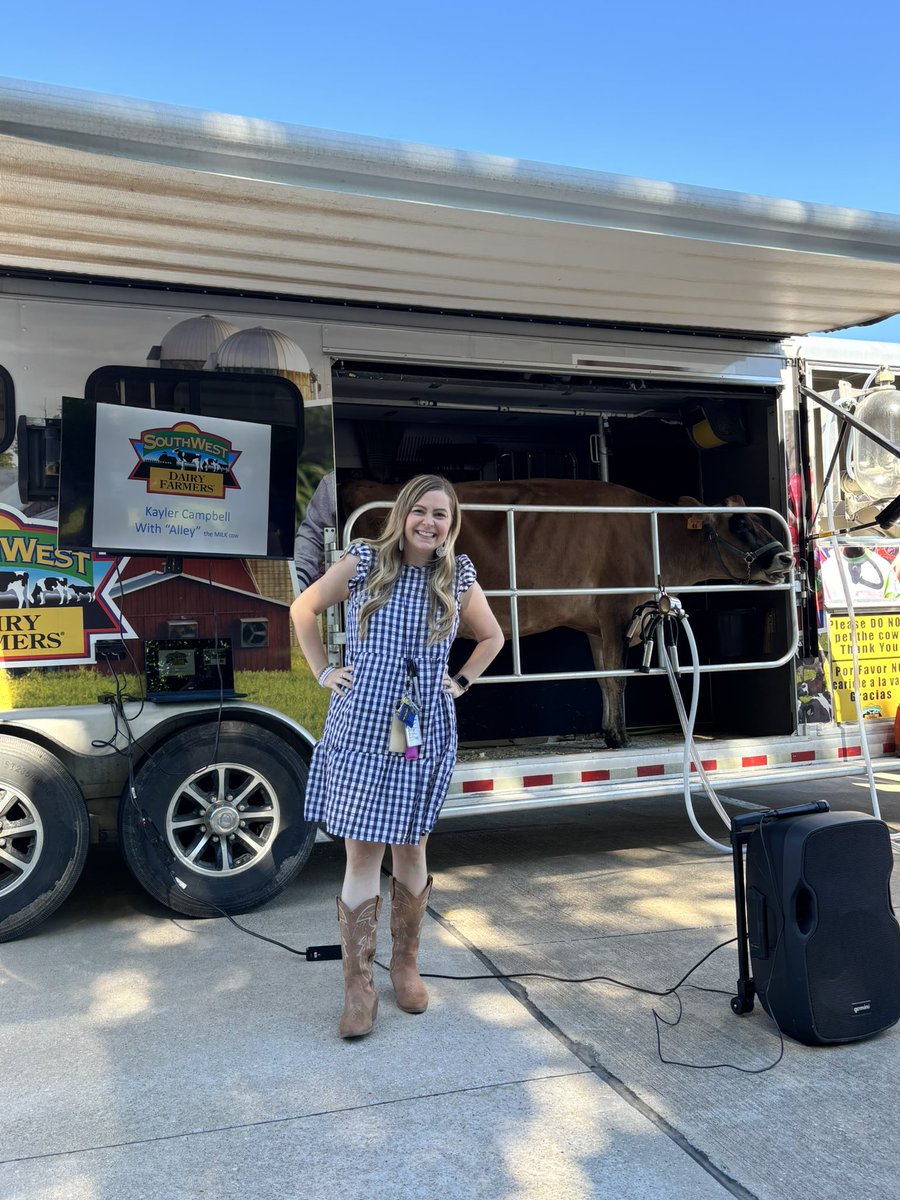 Bonnie Altimore, M. Ed. (@maninabonnie) on Twitter photo Southwest Dairy Farmers came out to BSE today to talk about milk, where it comes from, and how it gets to our tables. Thank you, Kayler and Alley, for coming out today! <a href="/BSE_Bobcats1/">Big Springs Elementary School</a> Southwest Dairy Farmers came out to BSE today to talk about milk, where it comes from, and how it gets to our tables. Thank you, Kayler and Alley, for coming out today! <a href="/BSE_Bobcats1/">Big Springs Elementary School</a>