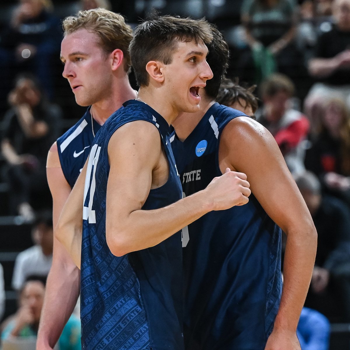 S4 | #PSUVB 16, Hawaii 14

Kuhns hitting .389 w/ 10 kills

#WeAre