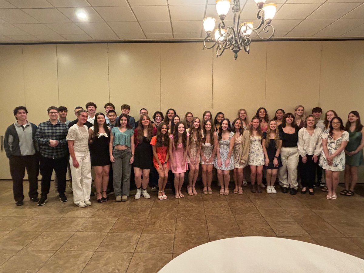Huge congratulations to the 40 outstanding members of Fraser High School’s Class of 2025 who were honored this morning at the Top Scholars Breakfast!

Each of these students is graduating with an impressive GPA of 4.0 or higher - a true testament to their hard work &amp; dedication.