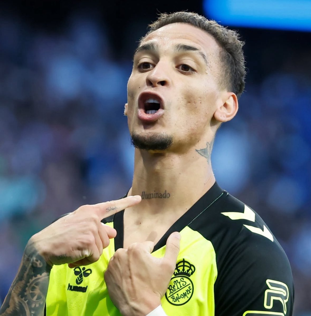 🟢⚪️🇧🇷 Antony scores a beautiful free kick making it 8 goals since joining Real Betis in January from Man United.

12 G/A since signing for the Spanish club.