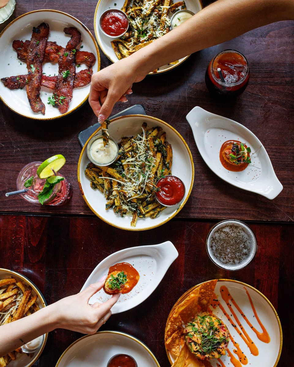 Victoria's Tavern tweet media